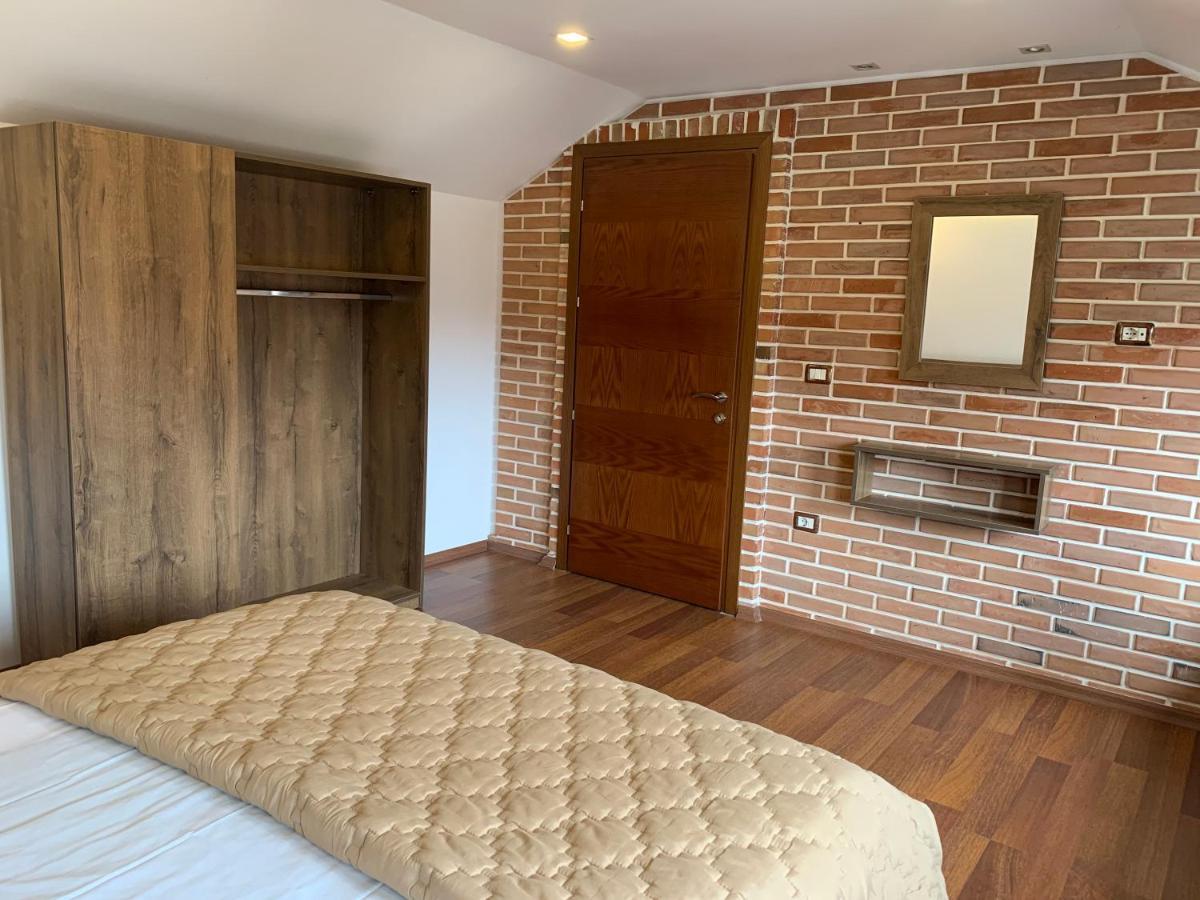 Vila Topciu Pogradec Ngoại thất bức ảnh