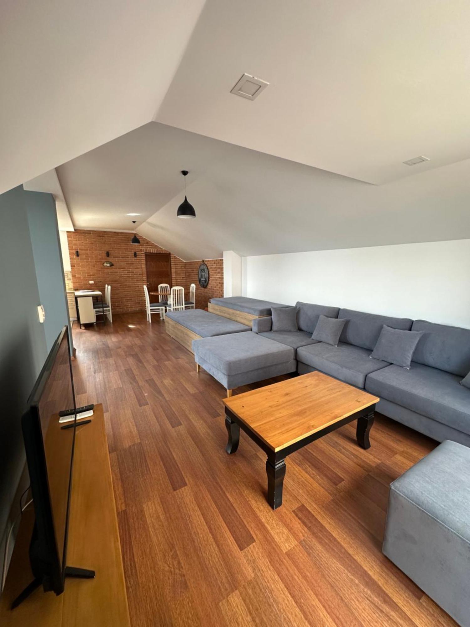 Vila Topciu Pogradec Ngoại thất bức ảnh