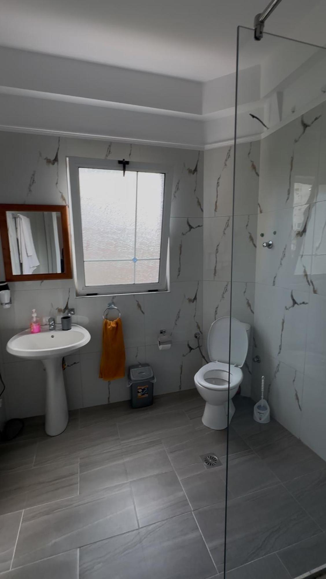 Vila Topciu Pogradec Ngoại thất bức ảnh